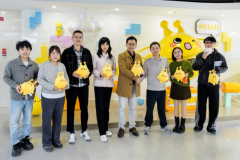 解锁“碰一碰结交+灵感泡泡积分+老友互动”的社